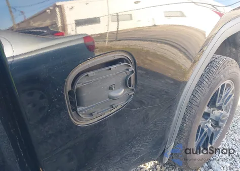 2019 GMC Sierra 1500 Elevation z USA, uszkodzony, nr VIN 1GTR9CED6KZ224432